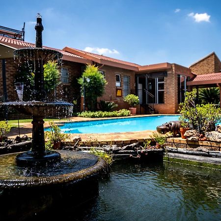 ואנדרביג'לפארק Asante Guest House מראה חיצוני תמונה