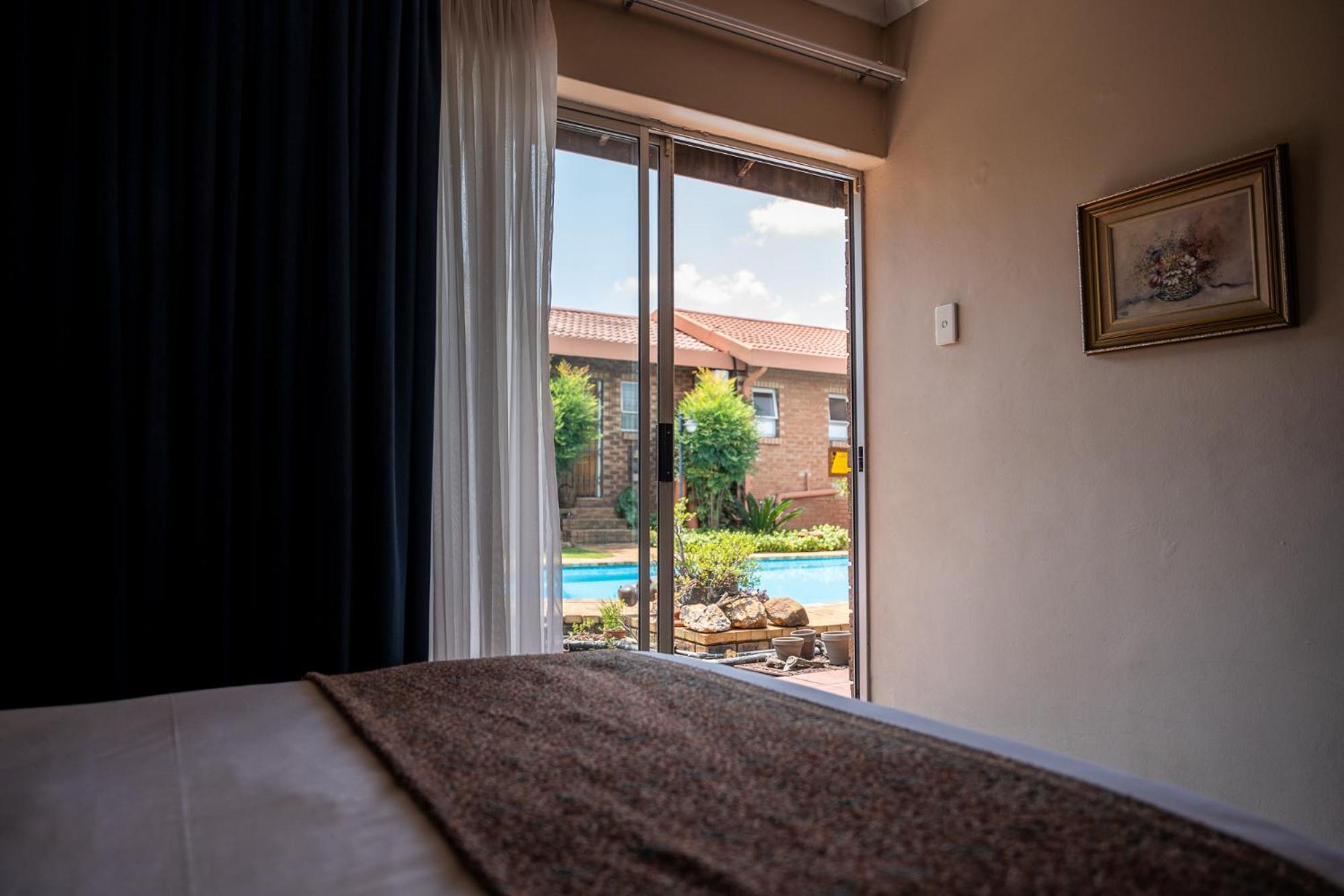 ואנדרביג'לפארק Asante Guest House מראה חיצוני תמונה