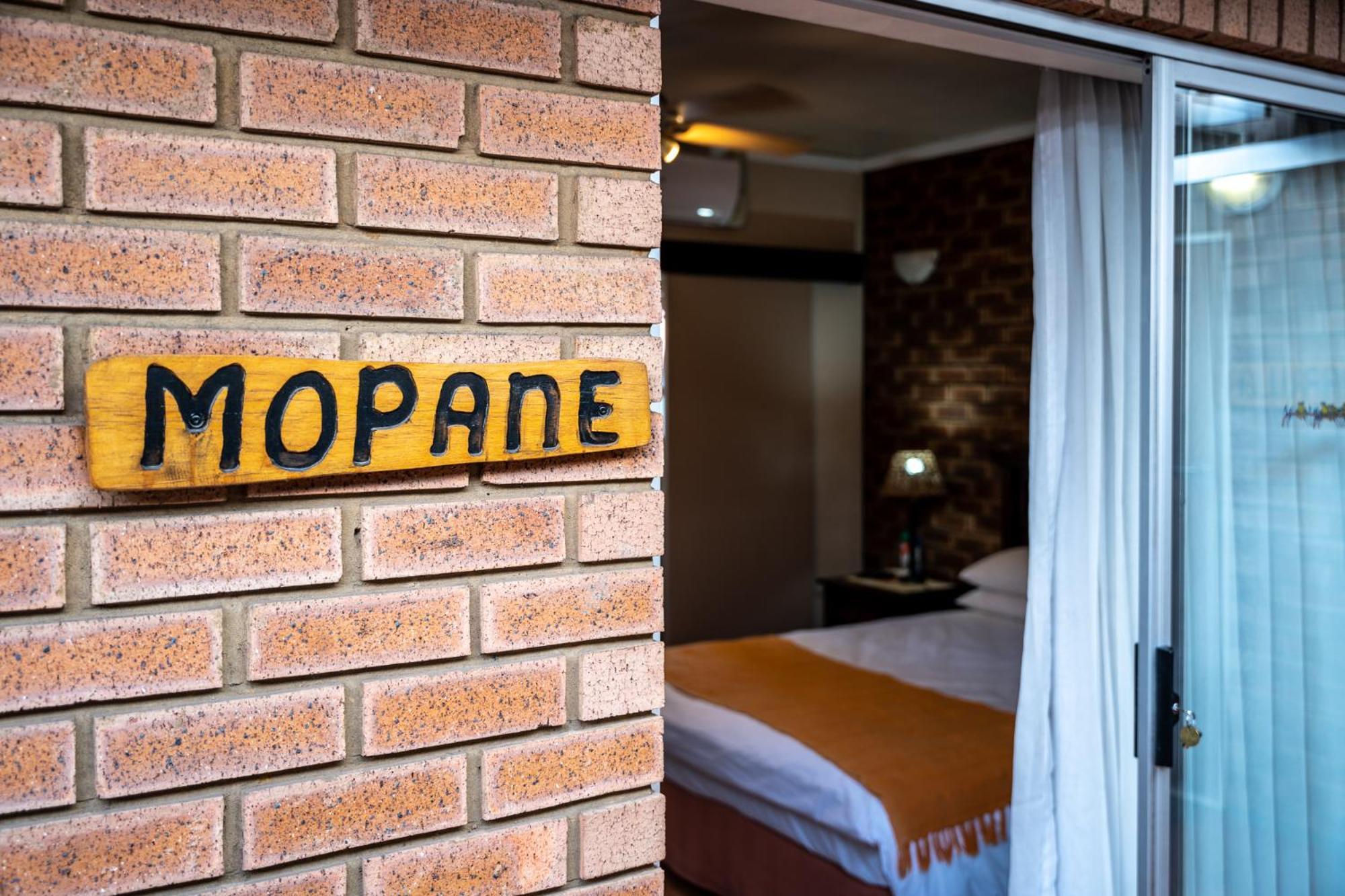 ואנדרביג'לפארק Asante Guest House מראה חיצוני תמונה