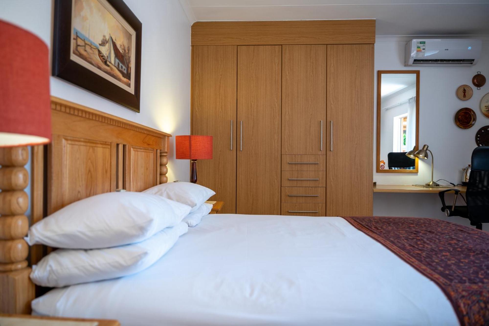 ואנדרביג'לפארק Asante Guest House מראה חיצוני תמונה