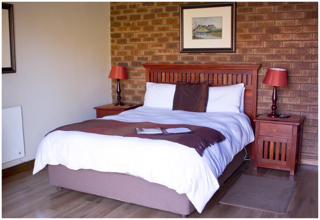 ואנדרביג'לפארק Asante Guest House מראה חיצוני תמונה